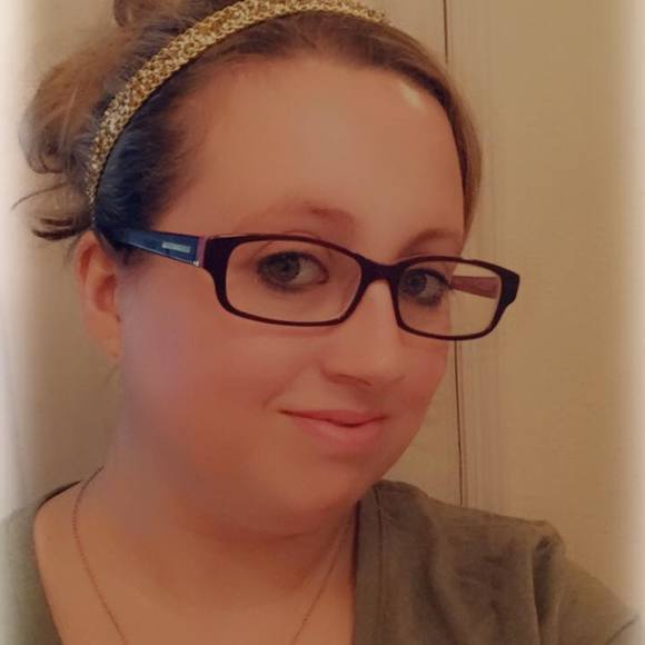 Meet your Posher, Kirsty - Picture 1 of 1